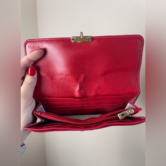GUC Red FURLA Coated Leather Wallet Long - Picture 9 of 9